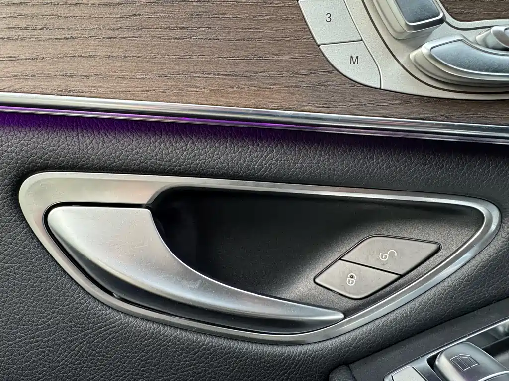 Mercedes-Benz GLC 2022 GLC 260 L 4MATIC Luxury Trim