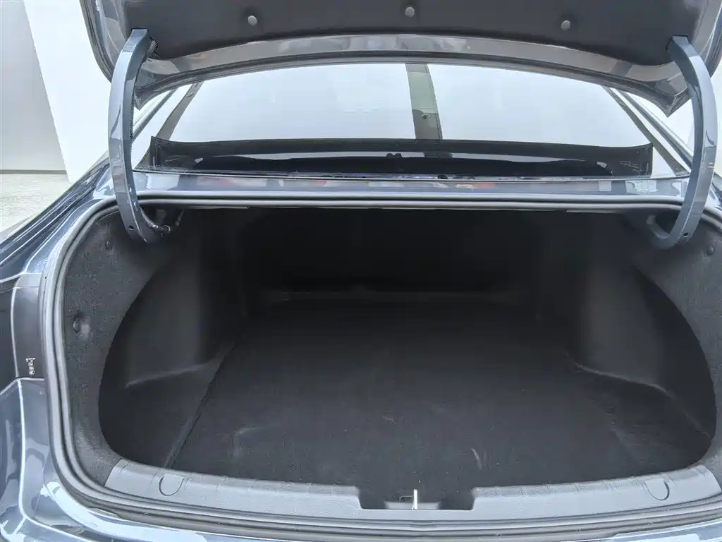 Geely Xingrui 2024 2.0TD Qingyun Edition