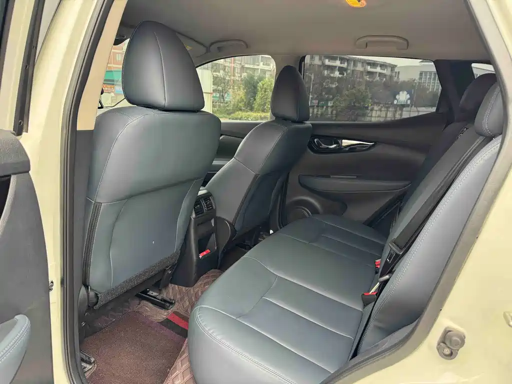 Nissan Qashqai 2025 Honor 2.0L CVT XV Zhenxin Edition