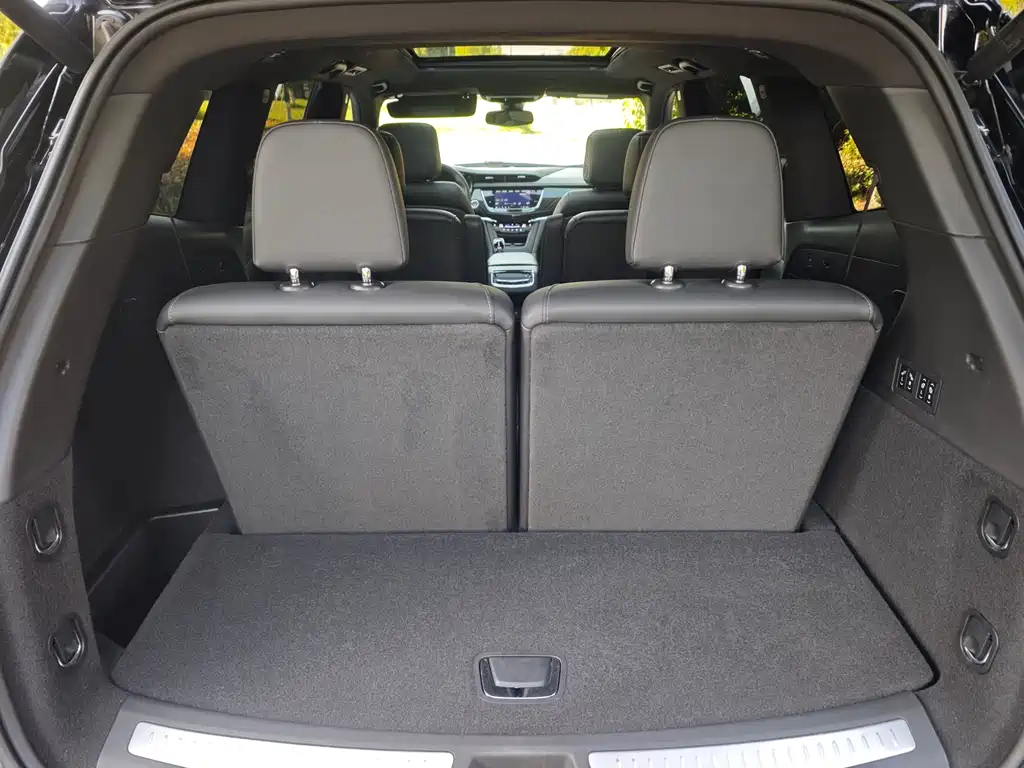 Cadillac XT6 2021 28T Luxury 6-Seater