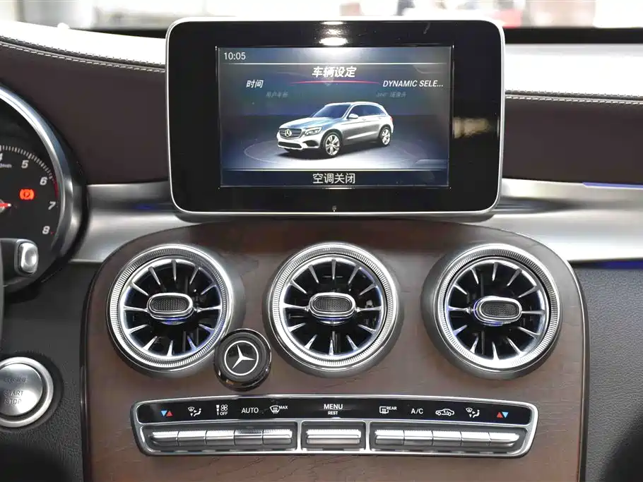 Mercedes-Benz GLC 300 4MATIC Sport 2018