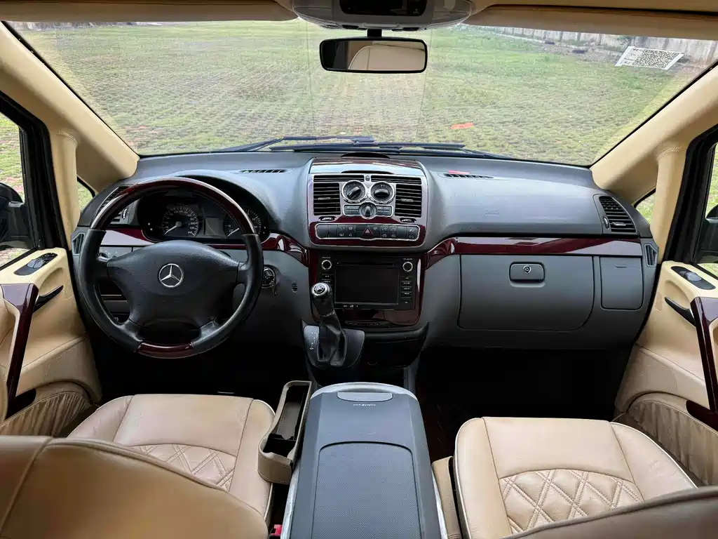 Mercedes-Benz Vito 2015 3.0L Elite Edition