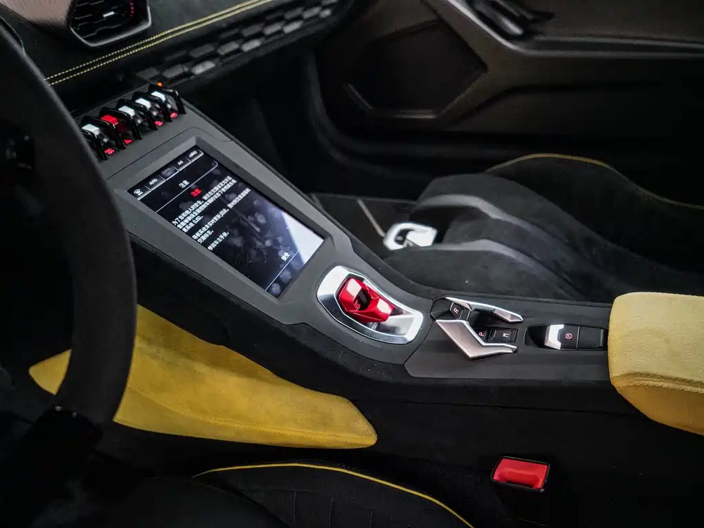 Lamborghini Huracán STO 2021