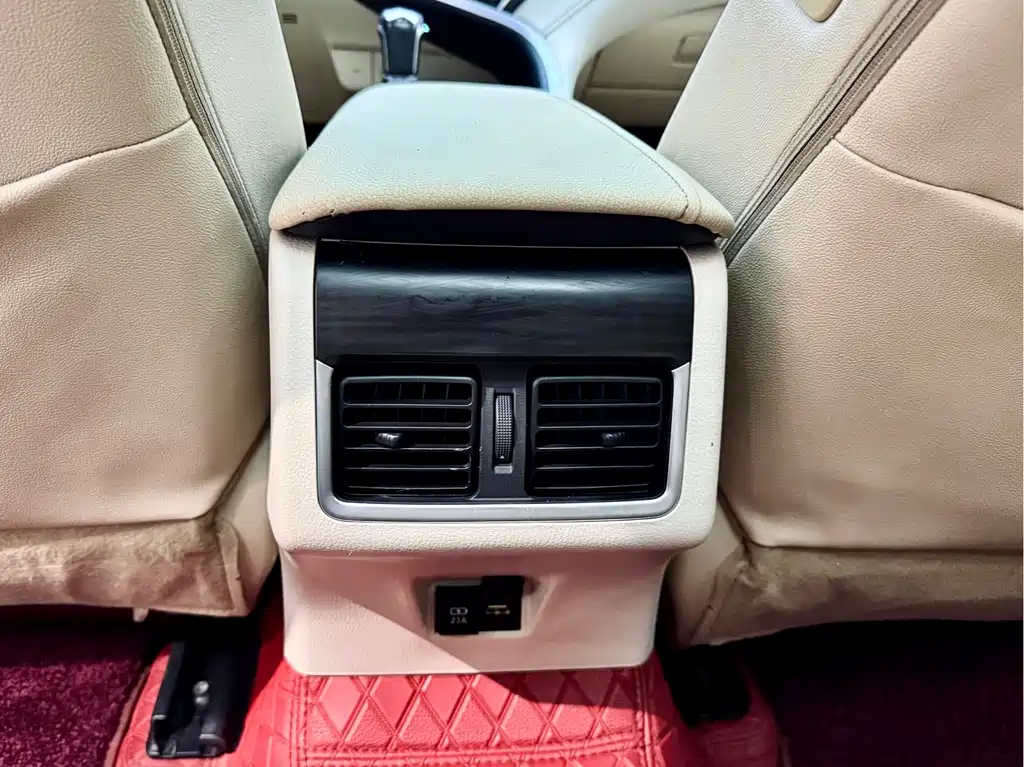 Camry 2021 2.5G Luxury Edition