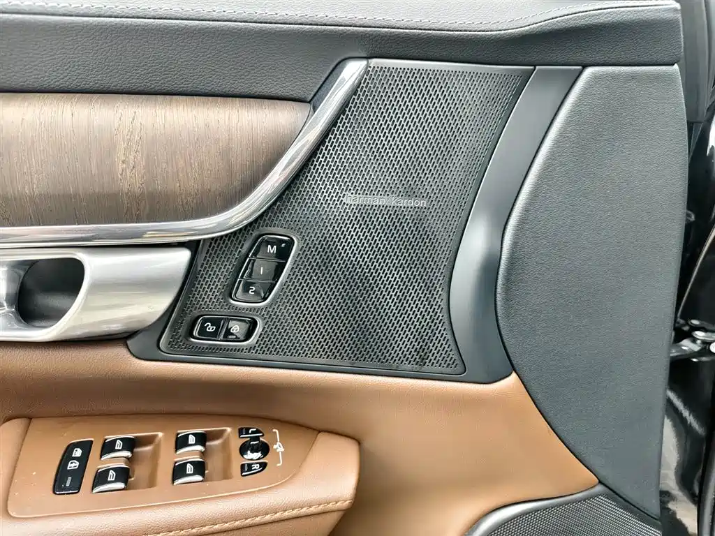 Volvo S90 2024 B5