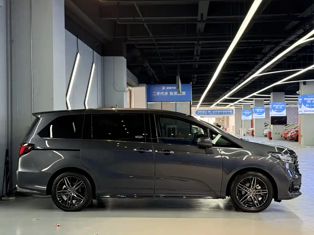 Odyssey 2022 2.0L e:HEV Sharp Supreme Edition