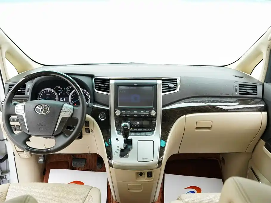 Alphard 2012 3.5L Luxury Edition