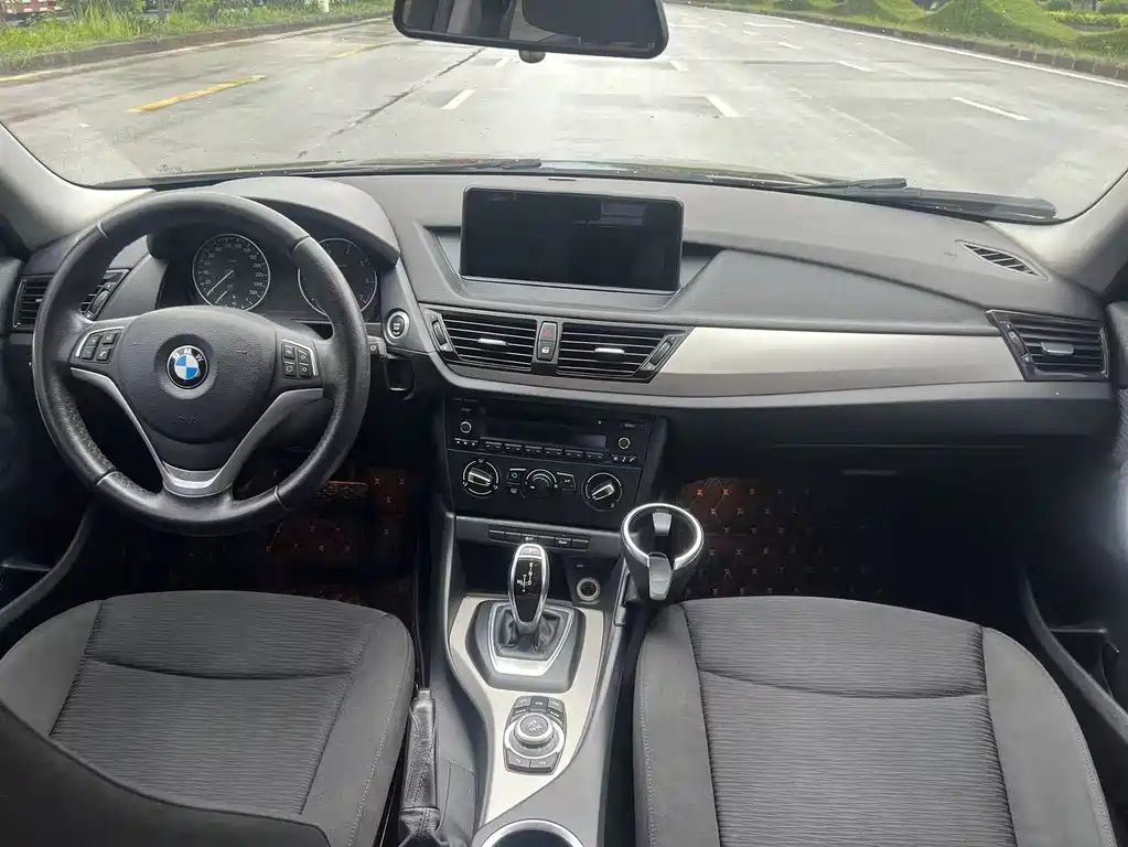 BMW X1 2014 sDrive18i Fashion Edition