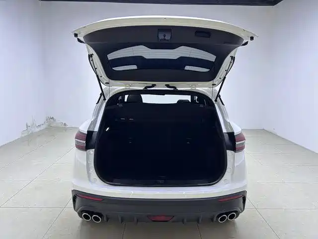Geely Binyue 2020 PRO 260T DCT Knight
