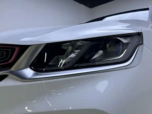 Geely Binyue 2020 PRO 260T DCT Knight