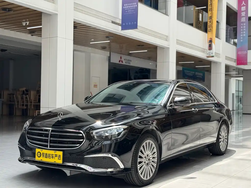 Mercedes-Benz E-Class 2023 E 300 L Fashion Edition