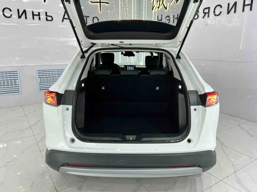 Honda Vezel 2023 1.5L CVT Tech Edition