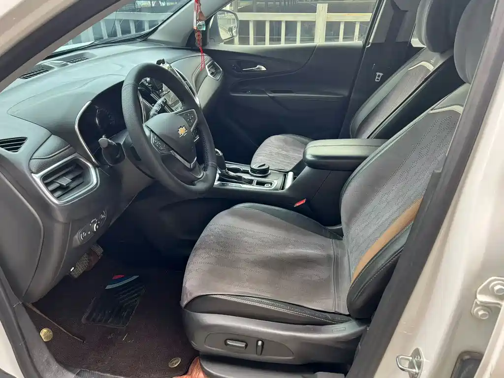Chevrolet Equinox 2019 535T Automatic Yujie Edition China VI