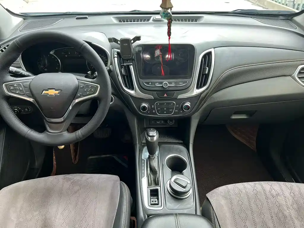 Chevrolet Equinox 2019 535T Automatic Yujie Edition China VI