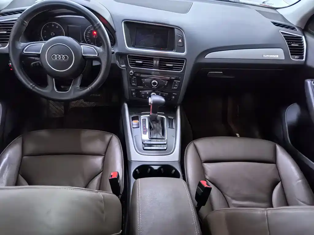Audi Q5 2017 40 TFSI Entry