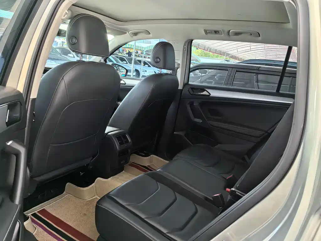Tiguan L 2017 330TSI Automatic FWD Luxury Edition