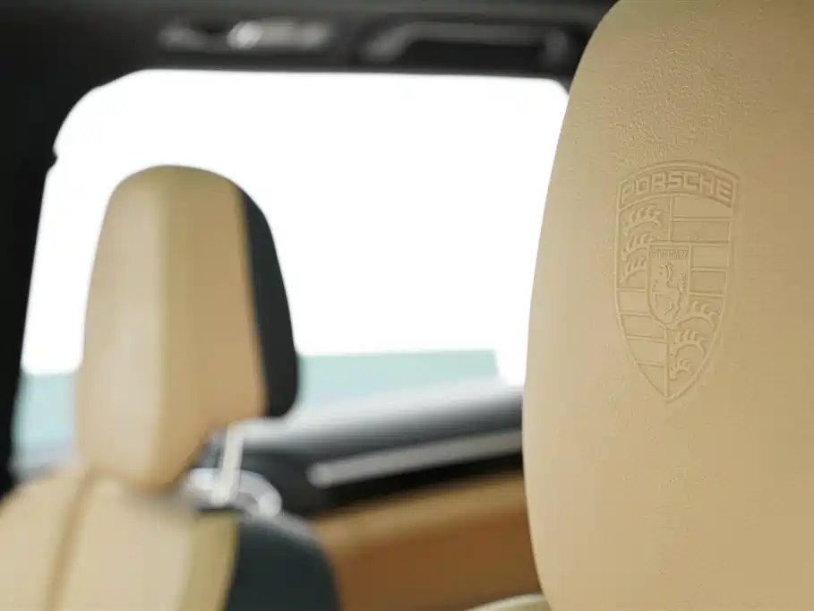 Cayenne 2014 Platinum Edition 3.0T