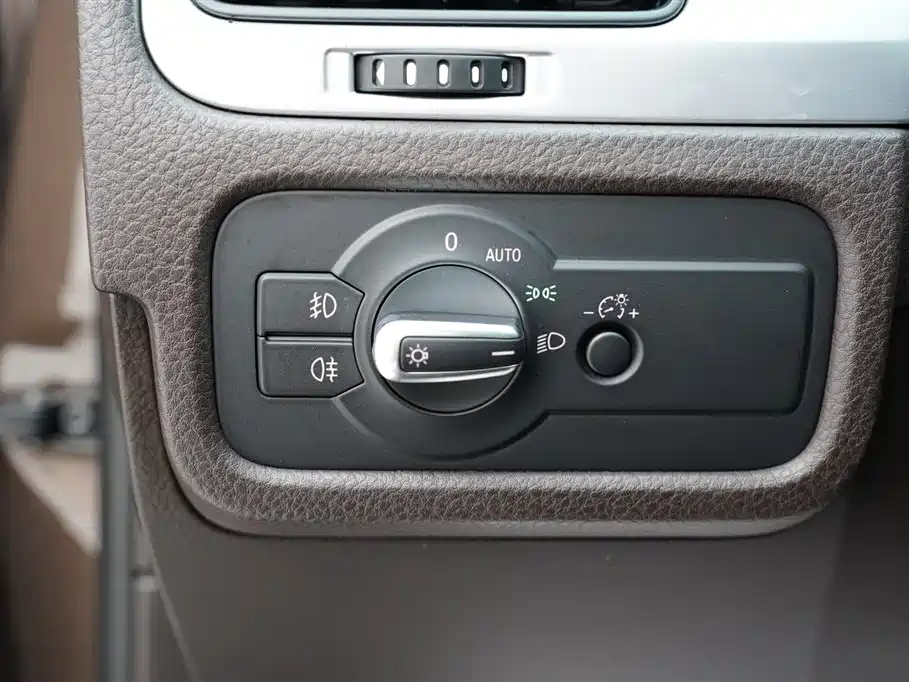 Volkswagen Touareg 2011 3.0 TSI Luxury