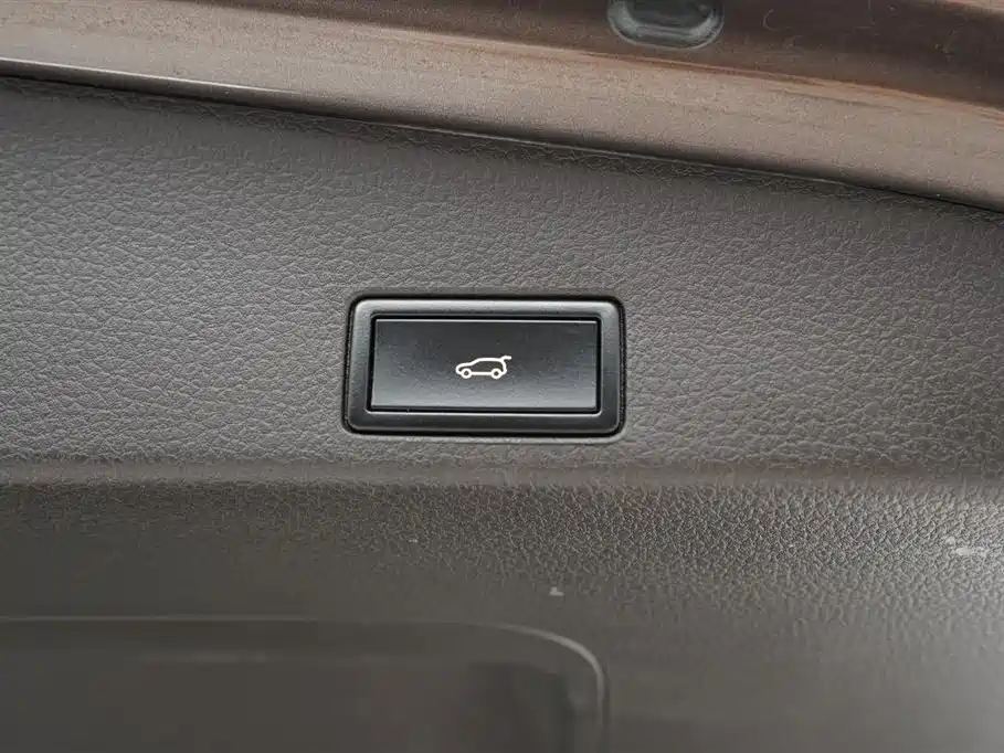 Volkswagen Touareg 2011 3.0 TSI Luxury