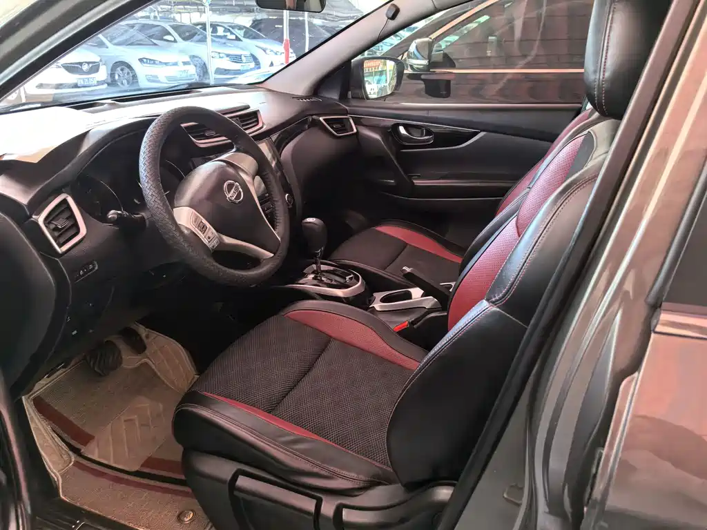 Nissan Qashqai 2016 2.0L CVT Luxury Edition