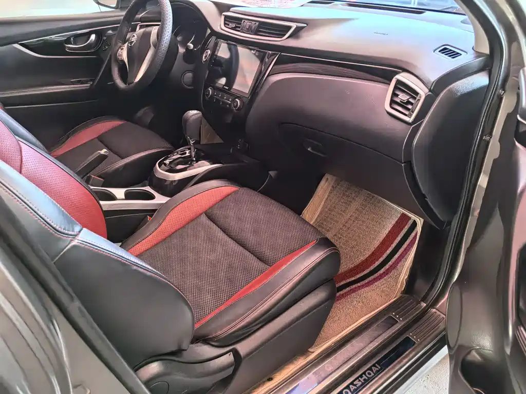 Nissan Qashqai 2016 2.0L CVT Luxury Edition