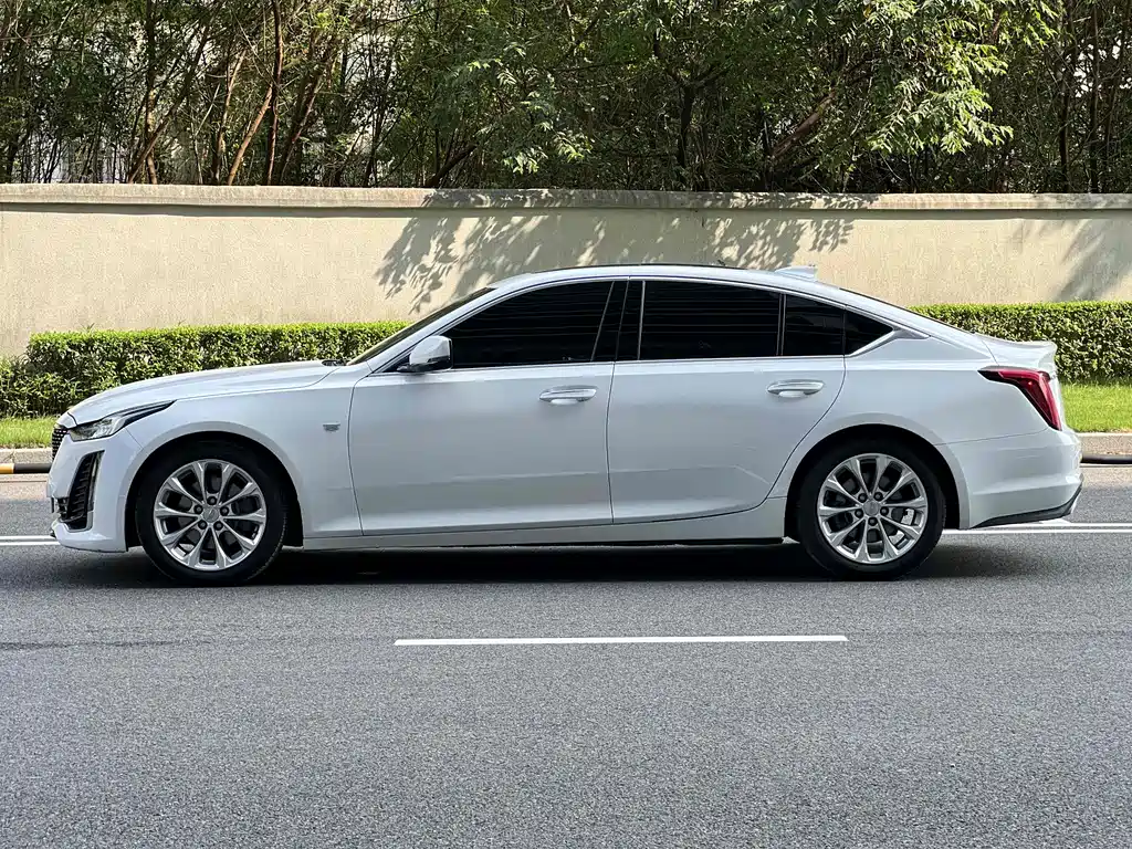 Cadillac CT5 2020 Facelift 28T Luxury Trim