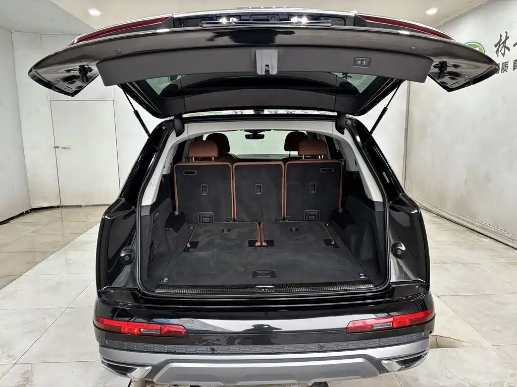 Audi Q7 2022 55 TFSI quattro S line