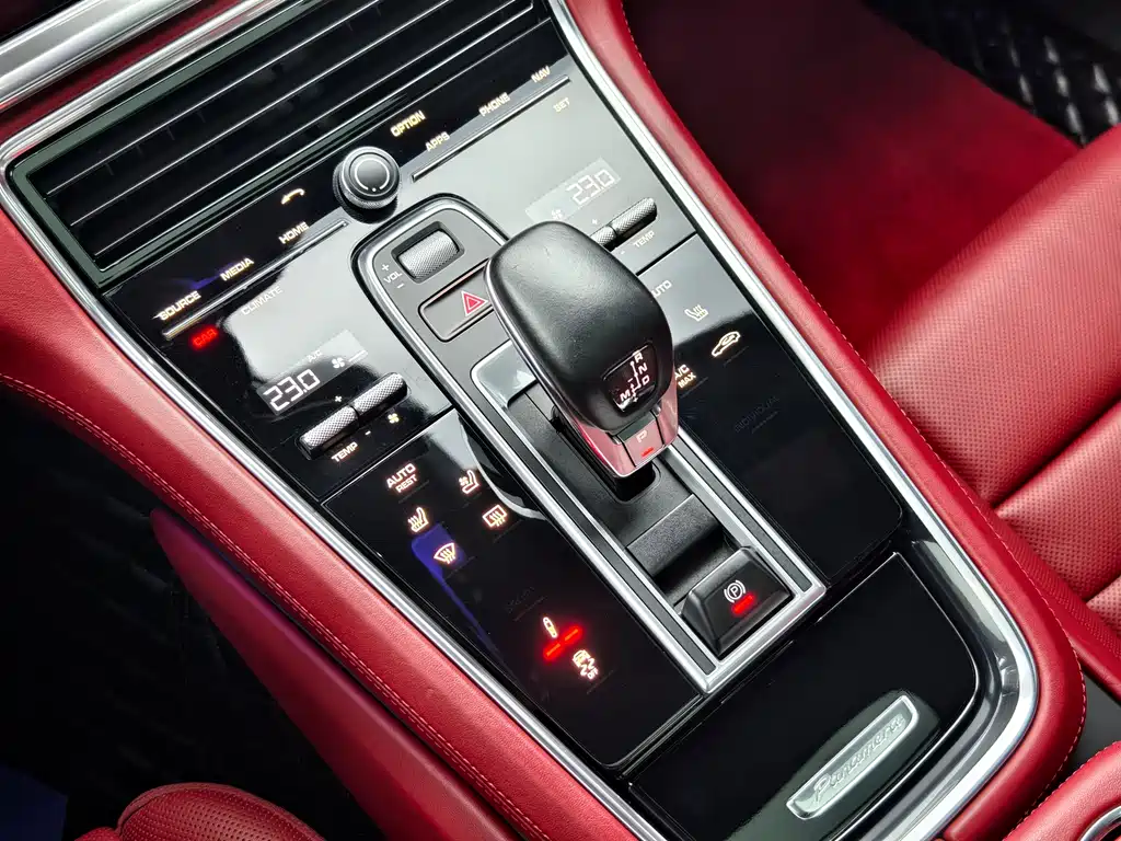 2020 Porsche Panamera 4 Executive LWB 2.9T