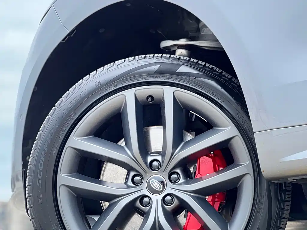 Range Rover Sport 2025 400PS Dynamic SE
