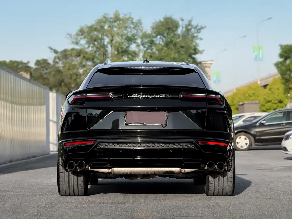 Lamborghini Urus 2018 4.0T V8
