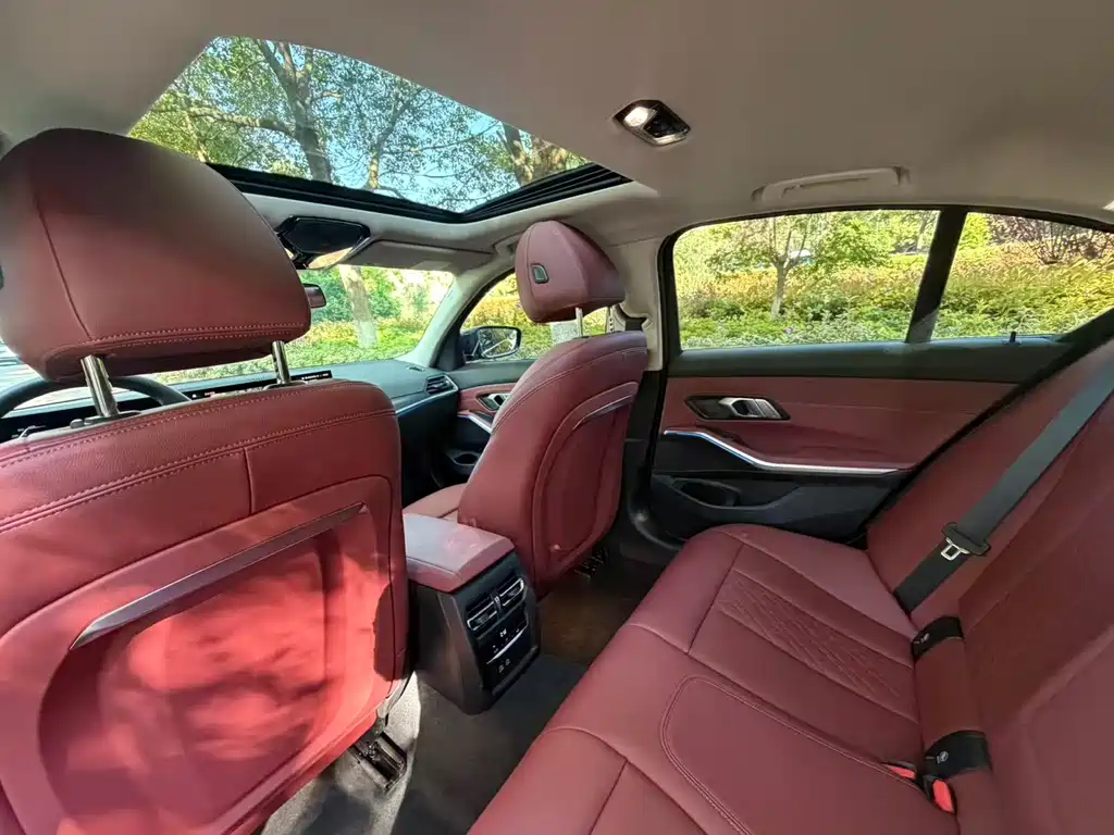 BMW 3 Series 2023 325i M Sport Package