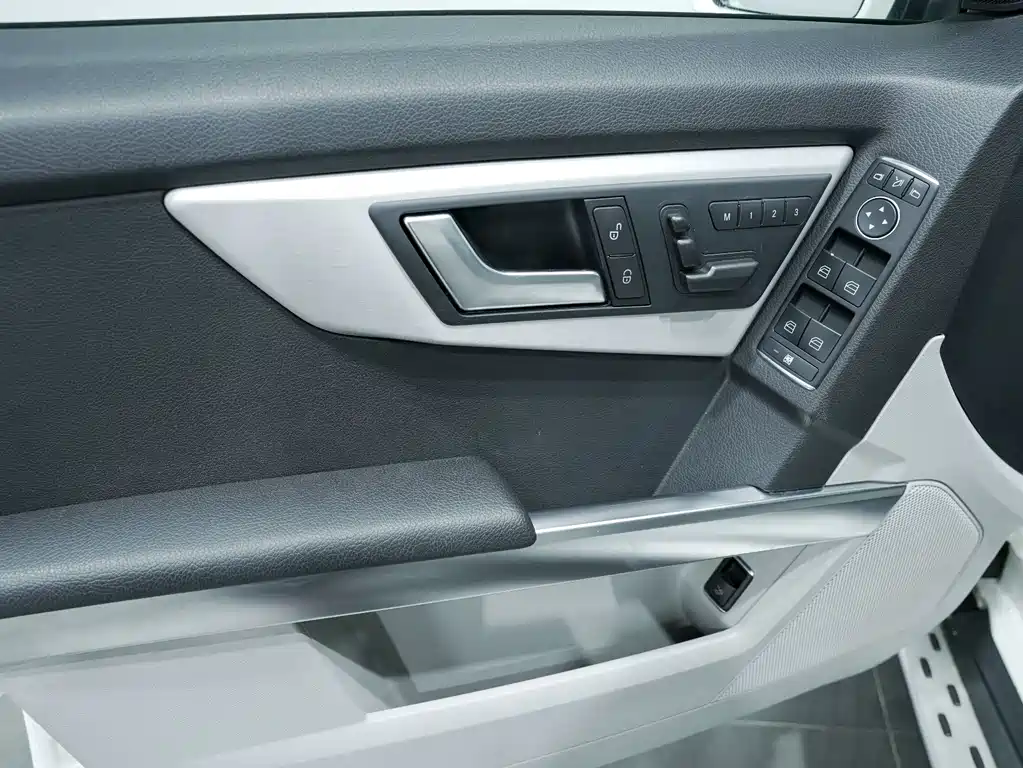 Mercedes-Benz GLK-Class 2013 Facelift GLK 300 4MATIC Fashion Edition