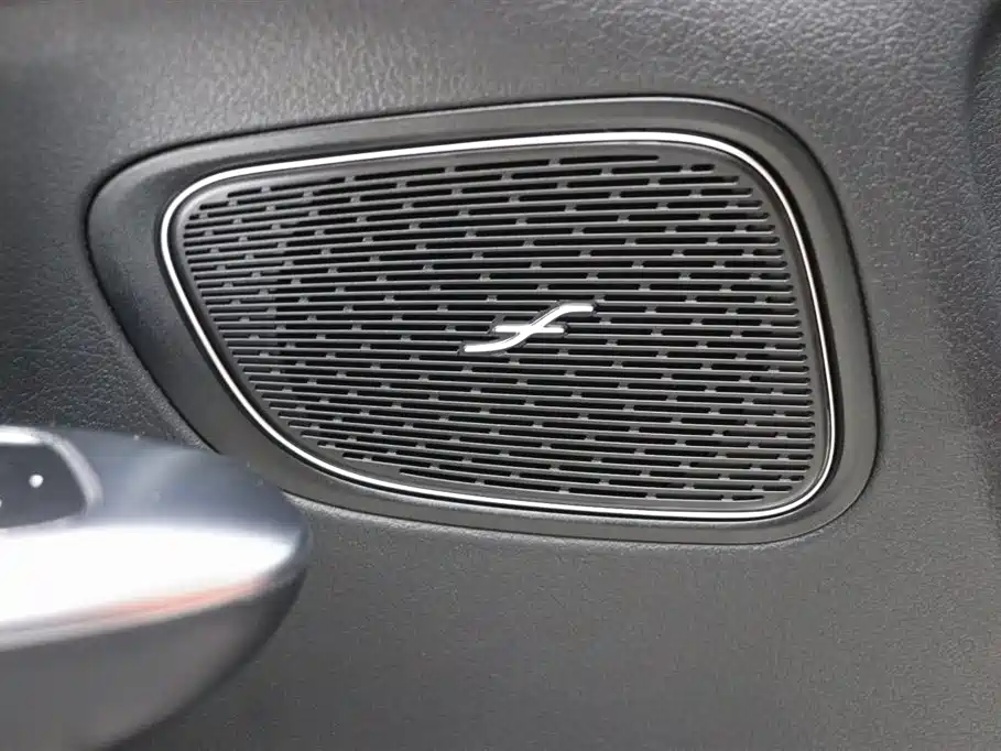 Mercedes-Benz GLC 2023 GLC 260 L 4MATIC Luxury Edition 5-Seater