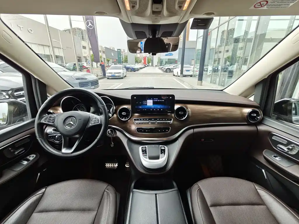 Mercedes-Benz V-Class 2021 V 260 L Long Wheelbase Luxury Edition