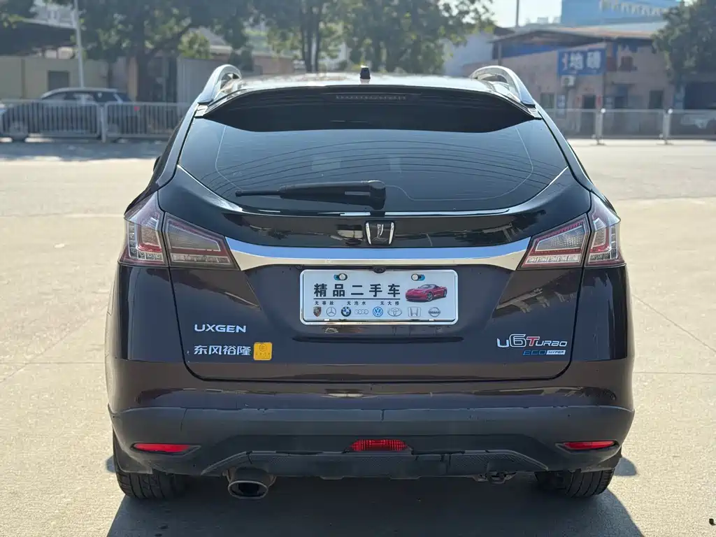 Luxgen U6 SUV 2015 1.8T Charm Edition