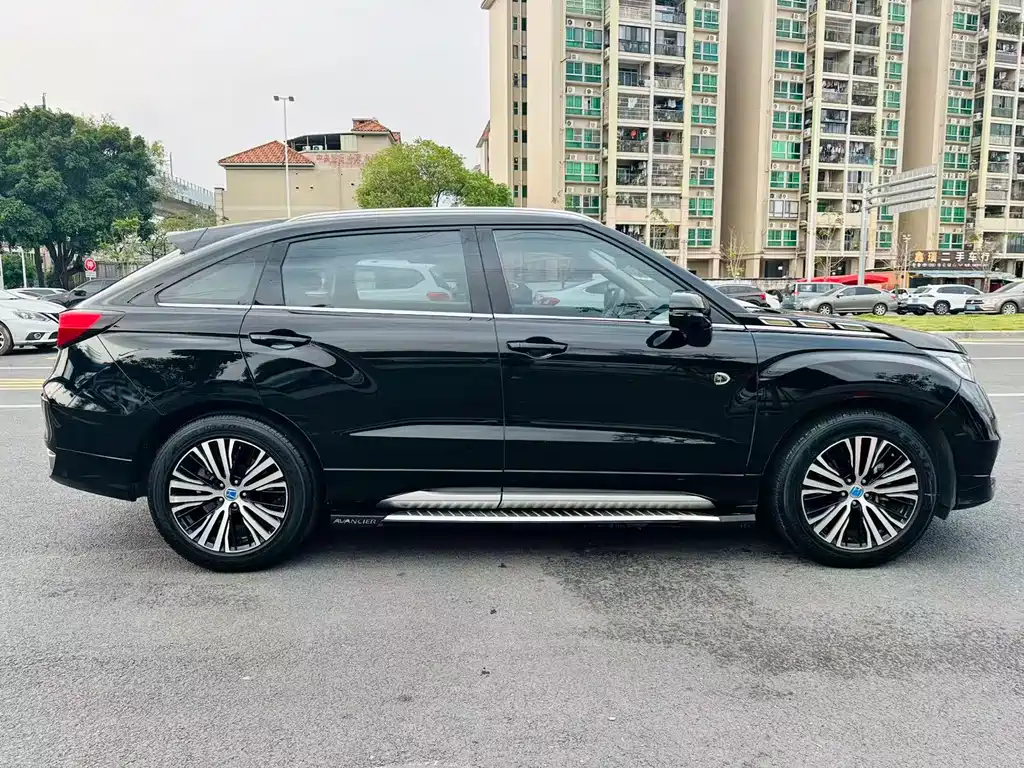 Honda Avancier 2017 370TURBO 2WD Luxury Edition