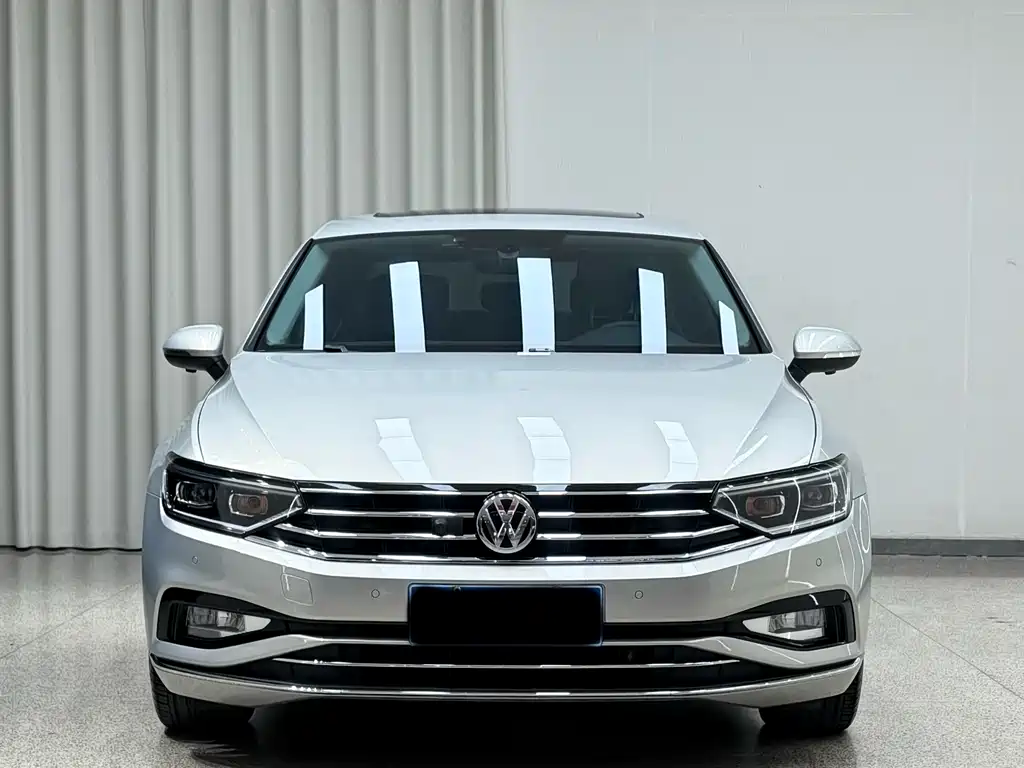 Magotan 2020 280TSI DSG Leading Edition