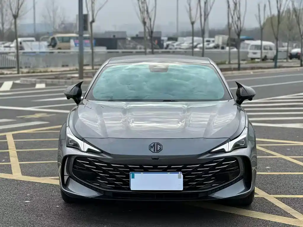 MG7 2023 2.0T Automatic Trophy+ Edition