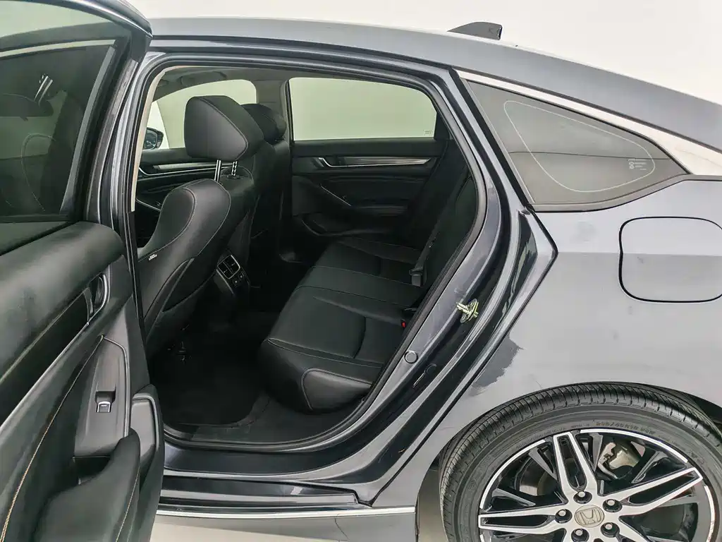 Accord 2022 260TURBO Phantom Night Premium Edition
