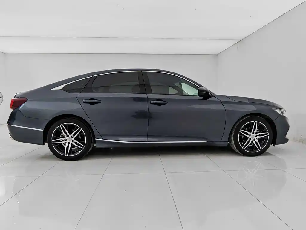 Accord 2022 260TURBO Phantom Night Premium Edition