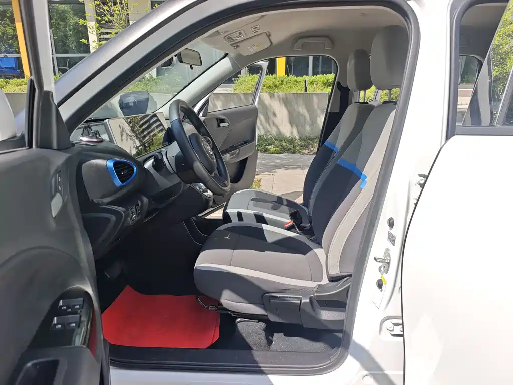 ORA White Cat 2022 Upgraded Edition 305km Luxury NCM