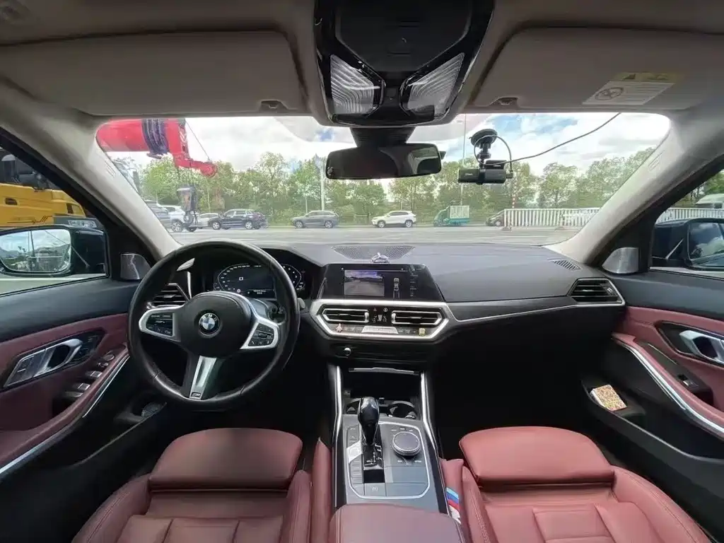 BMW 3 Series 2021 Facelift II 325i M Sport Package