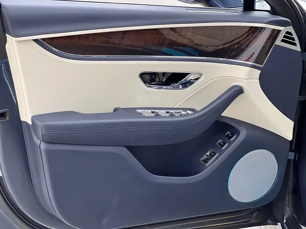 Bentley Flying Spur Plug-in Hybrid 2022 2.9T V6 Hybrid