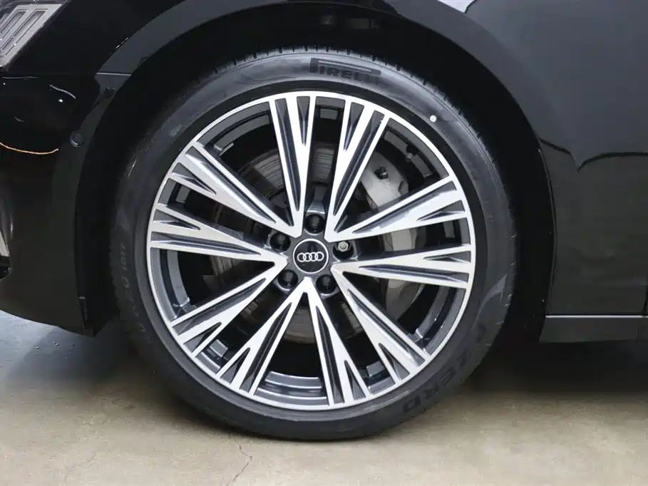 Audi A6L 2022 55 TFSI quattro Flagship Elegant Edition