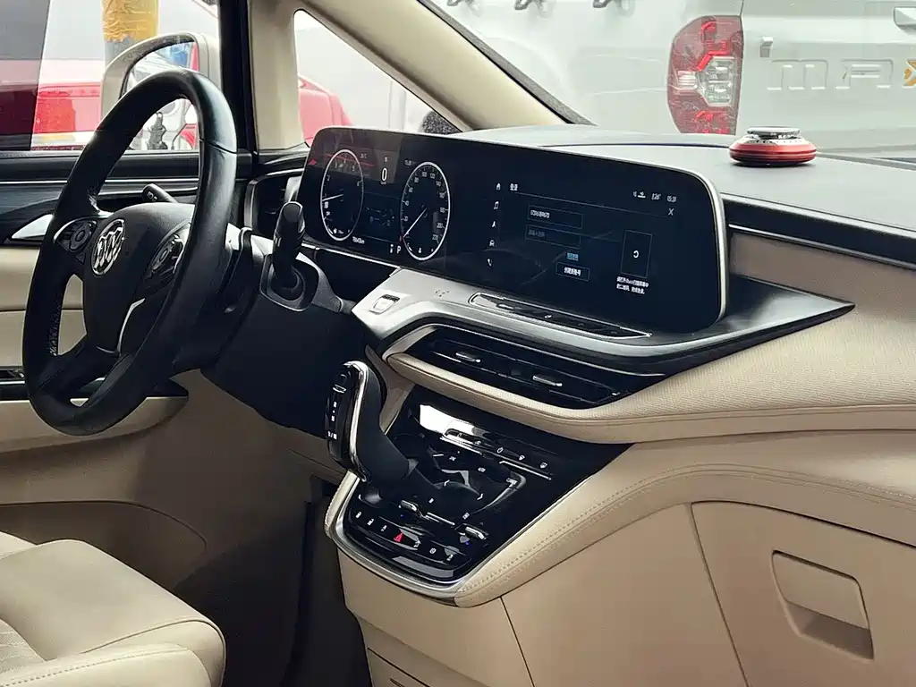 Buick GL8 2022 ES Luxury 653T