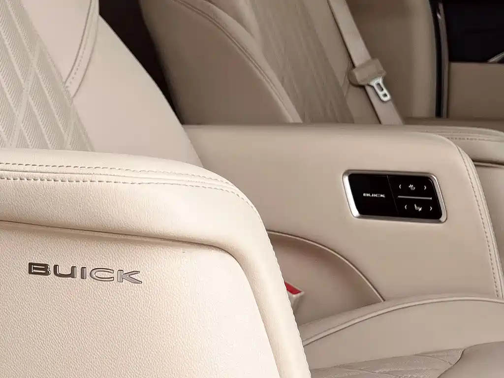 Buick GL8 2022 ES Luxury 653T
