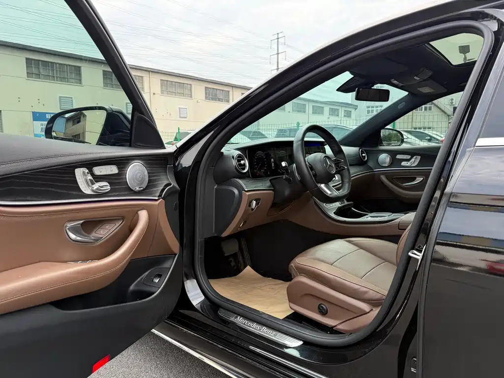 Mercedes-Benz E-Class 2021 E 300 L Sport Fashion