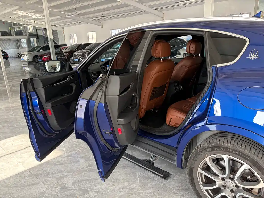 Maserati Levante 2019 3.0T Standard Edition China V
