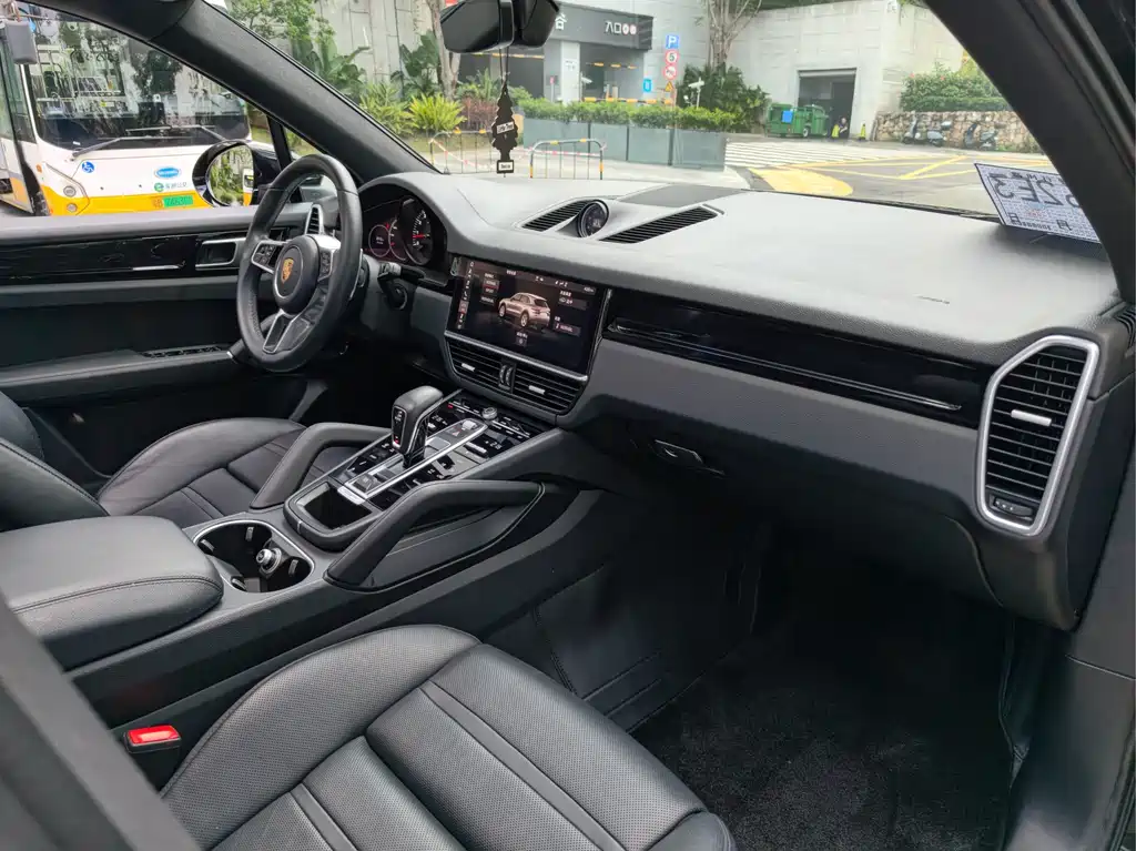 Porsche Cayenne 2019 3.0T