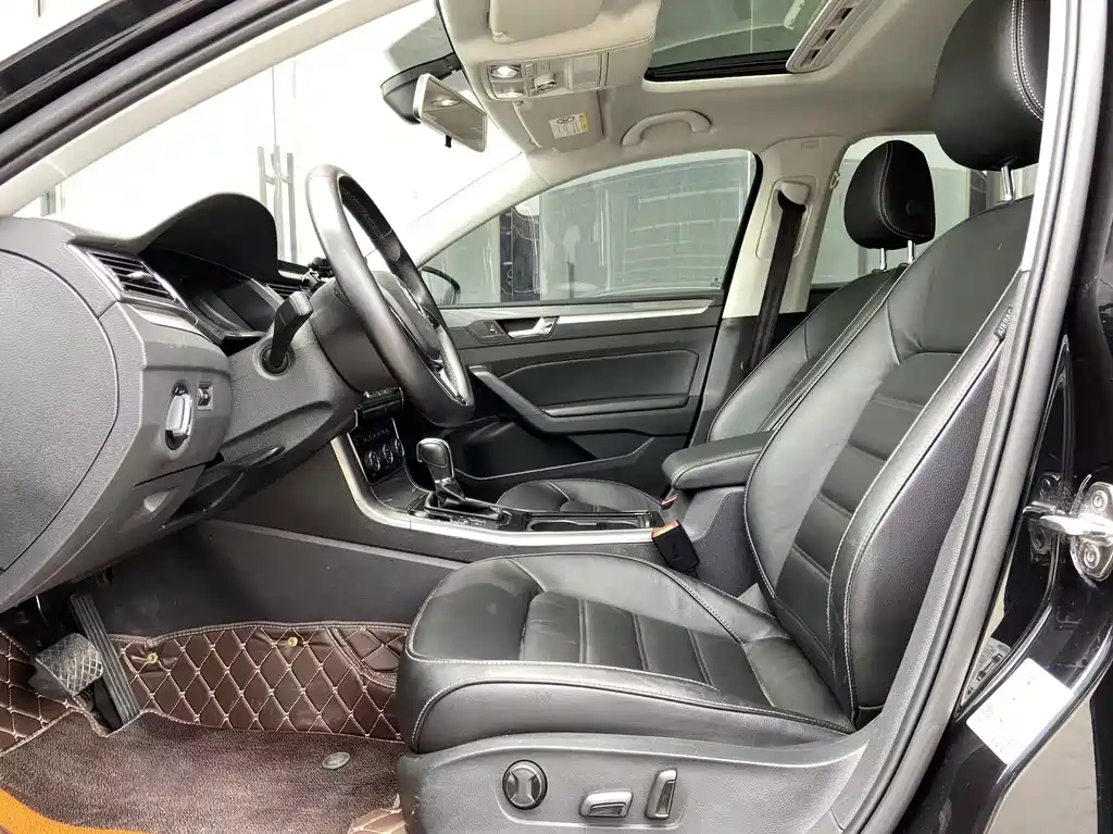 Volkswagen Passat 2017 330TSI DSG Prestige Edition